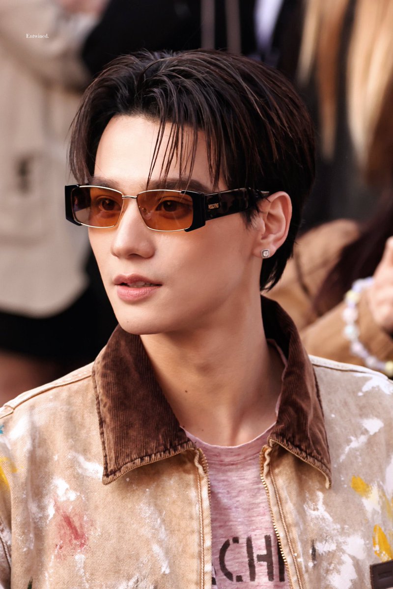 หล่อมากมิลานแตกยัง 🫠

KENG NAMPING IN MFW26
#MOSCHINOXKENGNAMPING
#MoschinoFW26
#Moschino #MFW