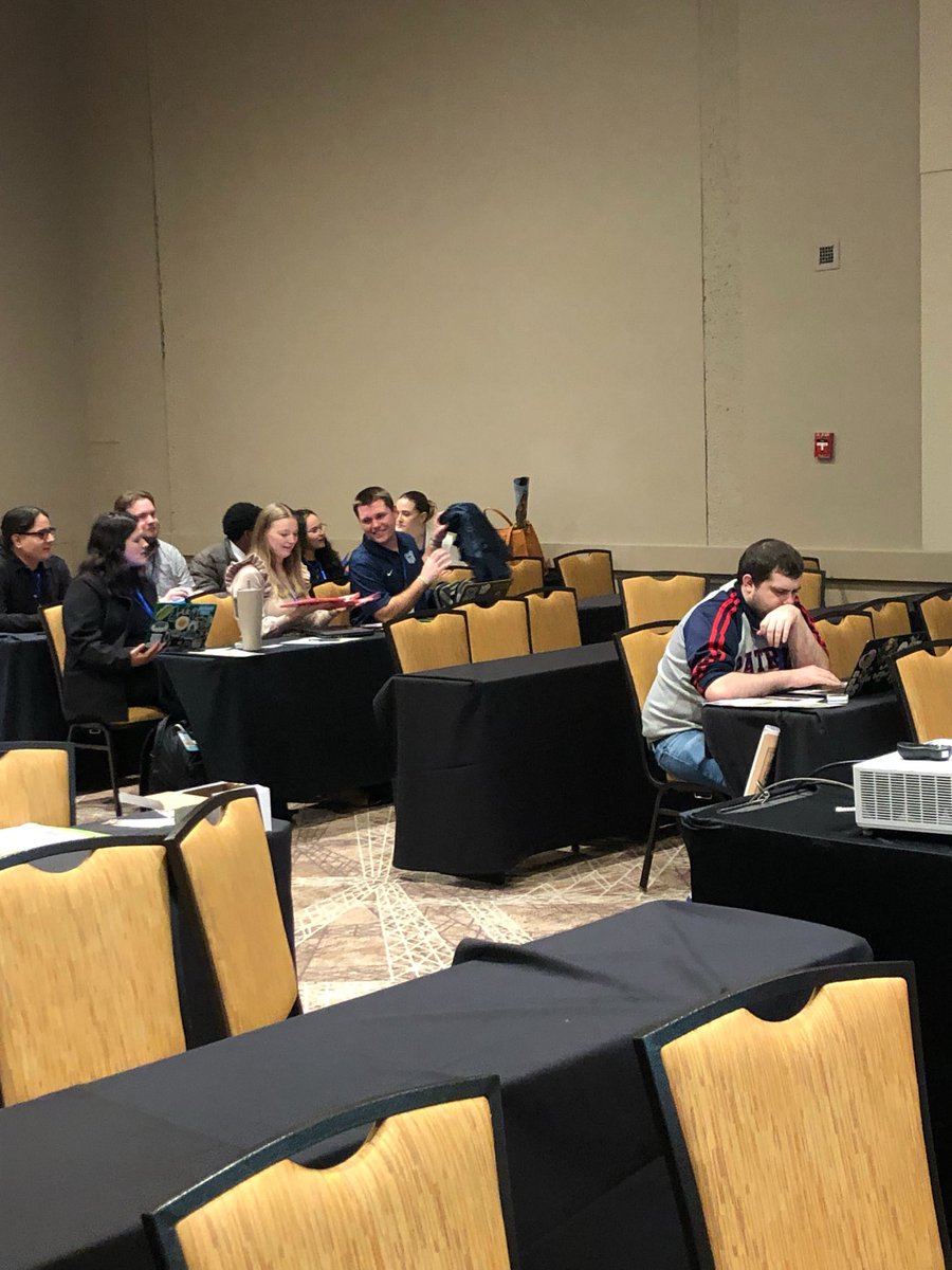 Exploros tweet media