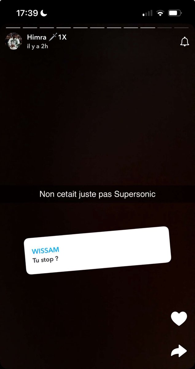 brrvmah's tweet photo. « Lumière de Dieu »préfère fumer la khé au lieu de jeûner en plein mois de carême 
On a toujours su que pour toi la c’est pas we de djizoss ow 🤣🤣 https://t.co/VYOvZCWidv