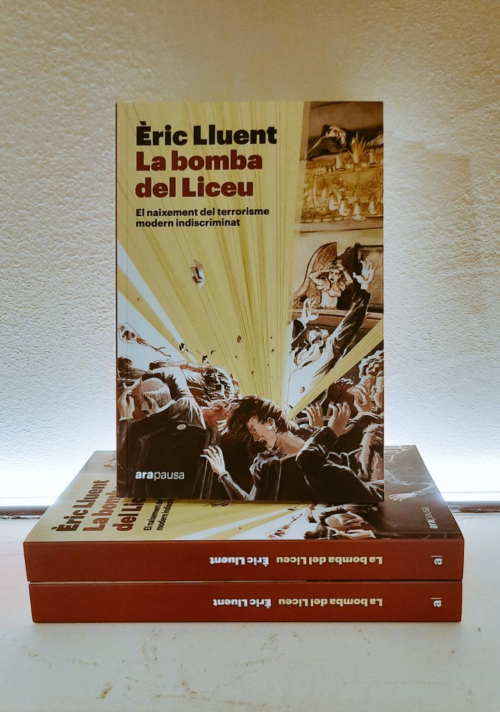 Sorteig! 🎁

💣 La bomba del Liceu (<a href="/arallibres/">Ara Llibres</a>) és el resultat de cinc anys de feina i una aposta personal per fer assaig en català malgrat viure a Islàndia. 

💛 M'ajudeu a fer-ne difusió? 

📖 Sortejaré dos llibres entre els que ho compartiu!

Fins al 03/03 a les 23.59 😊