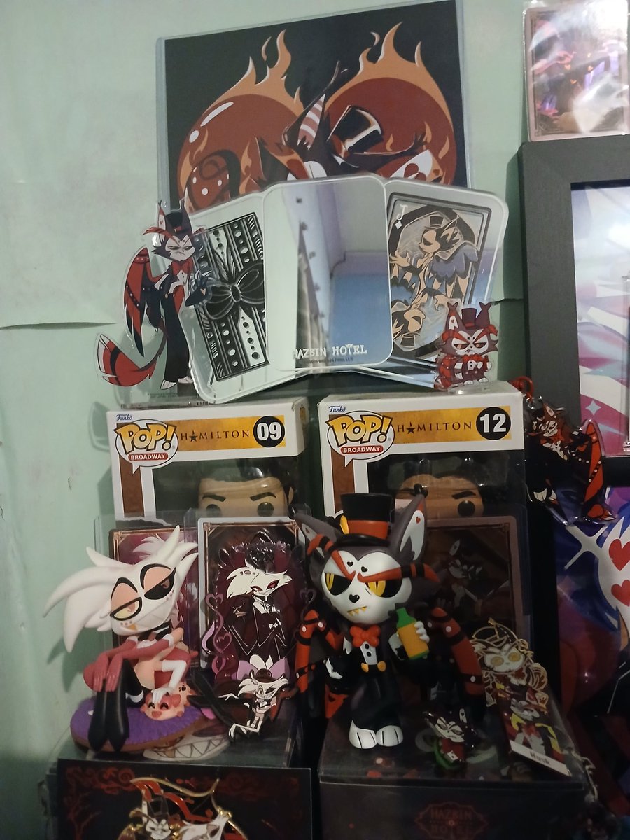 fluffyassmoth's tweet photo. can you tell i love husk,,, (1/2) https://t.co/A63eHVe3nj
