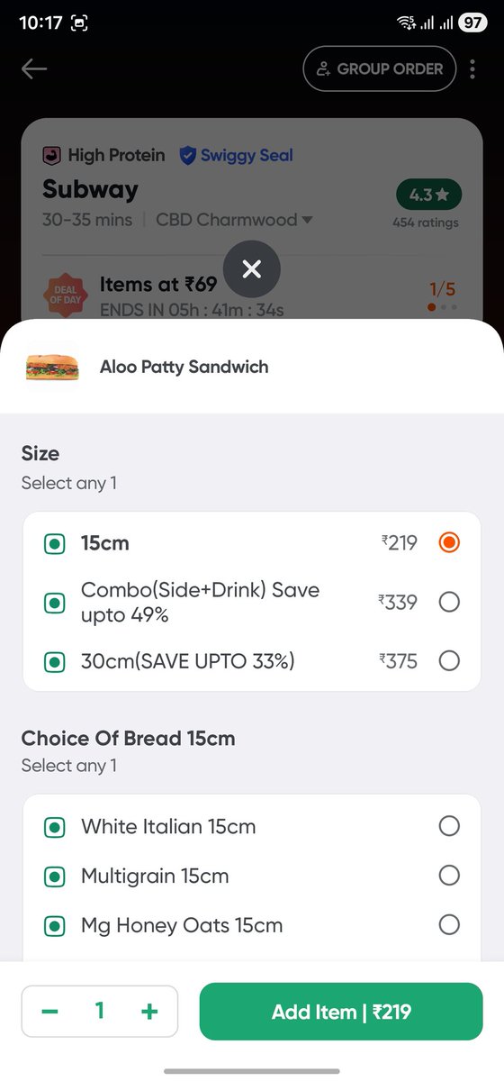 SsanjayPrince's tweet photo. What a rate twister, same product different rates
@Swiggy https://t.co/ULVcSHQ8kM