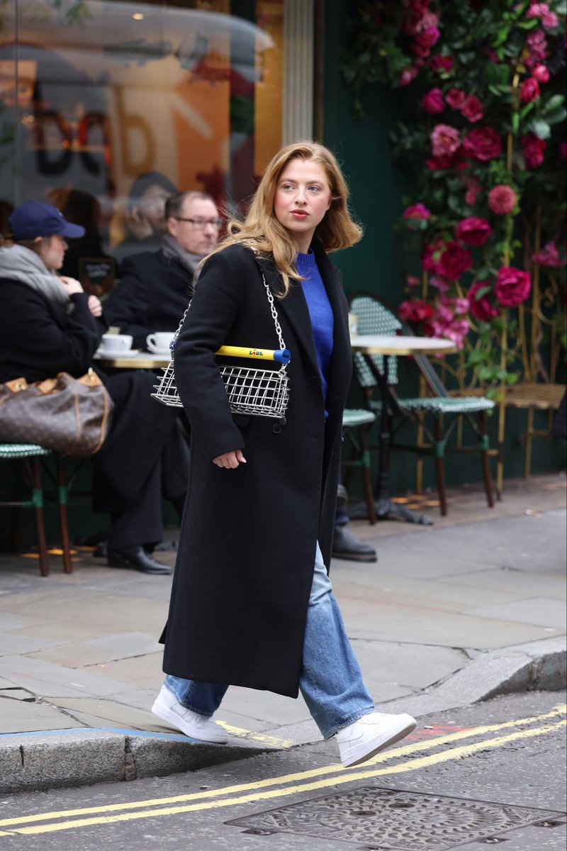 Nik Bentel tweet media