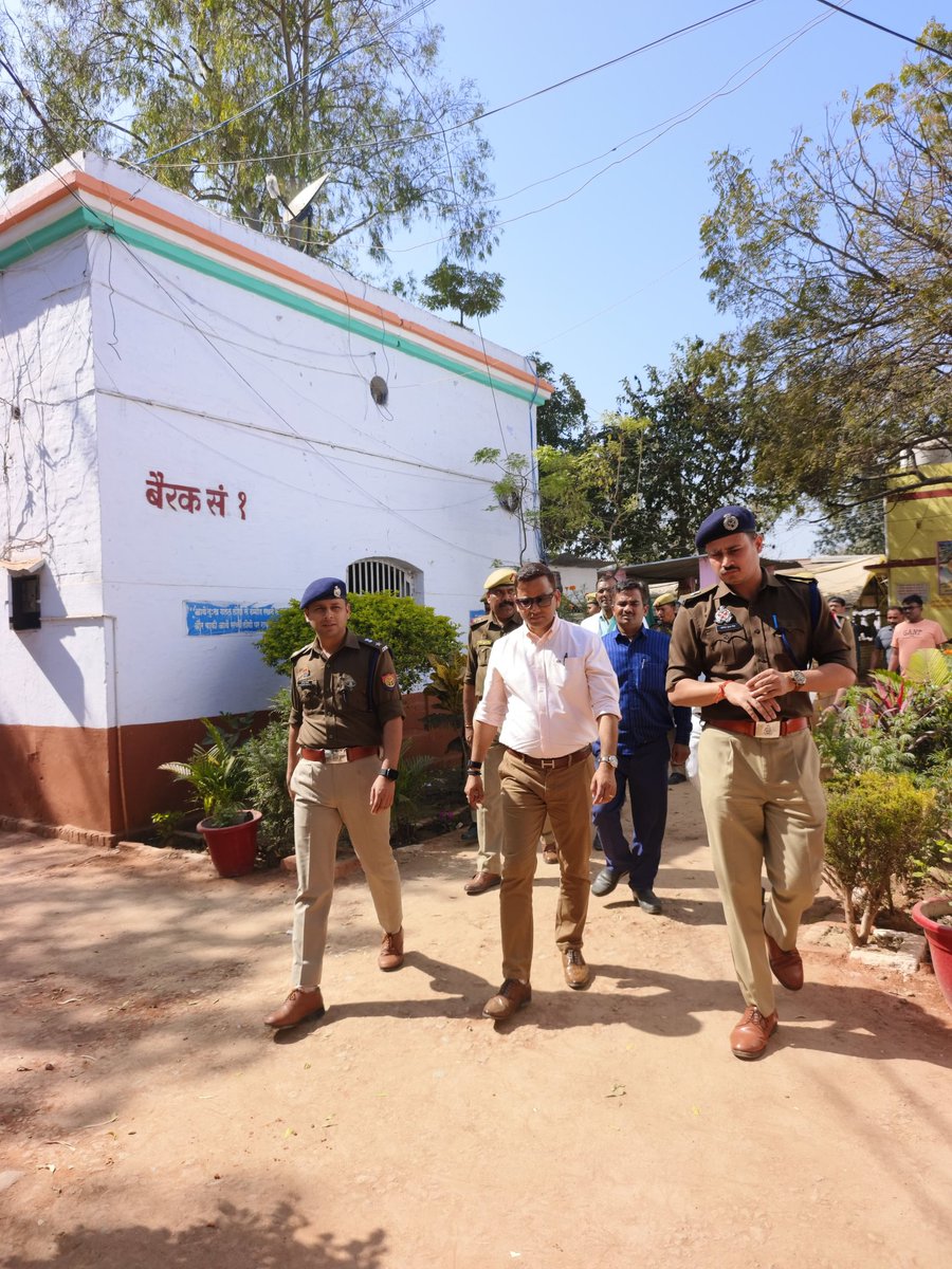 District Magistrate Bhadohi tweet media