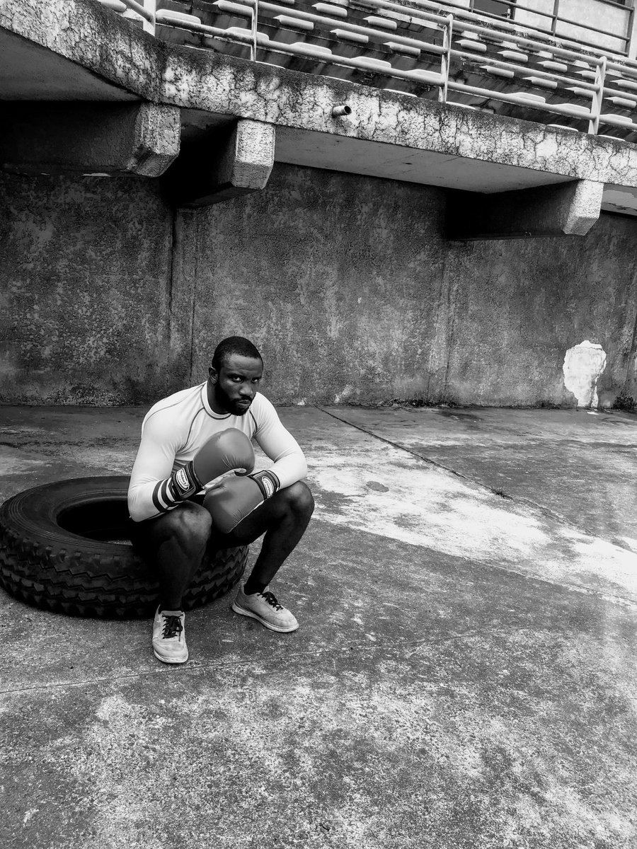 Looking for new sparring mates in pH if you know you've been boxing or doing kickboxing atleast for 2yrs and you've had a state level championship before pro or amateur dm me I will show up in your gym tomorrow morning let's spar Saturday's are for sparring mates!!!!🥊🥊