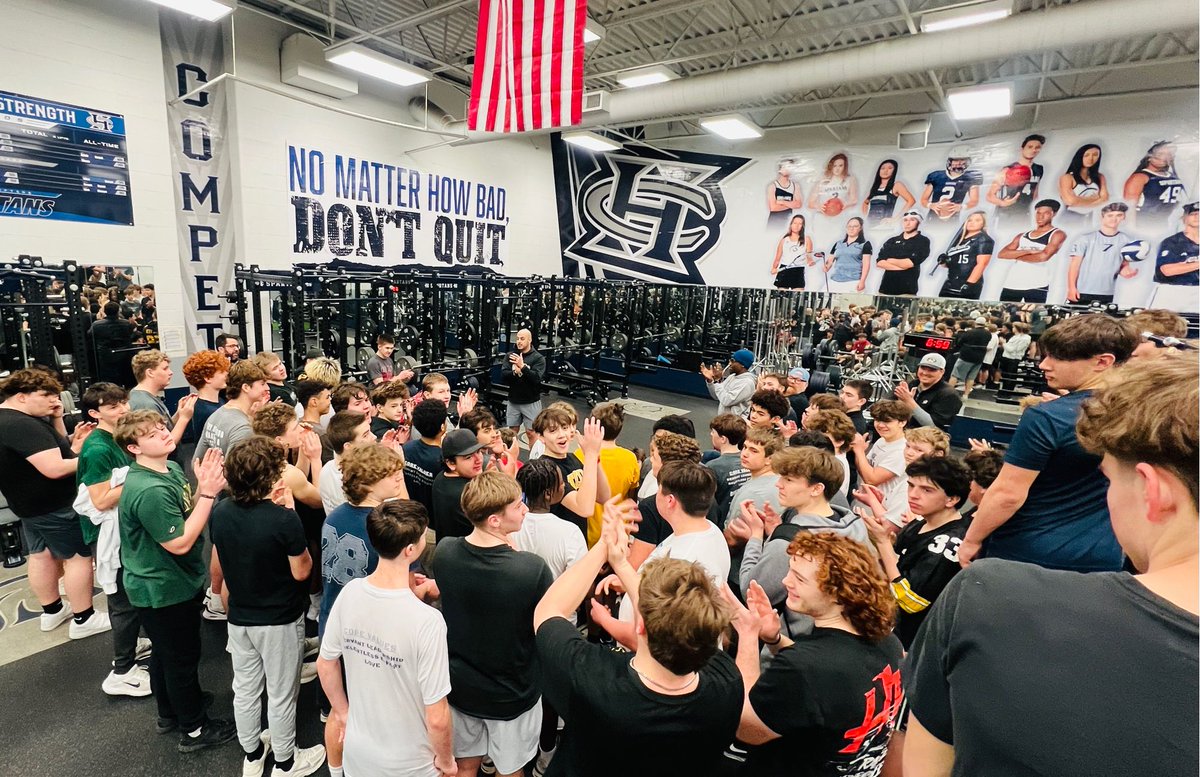 Francis Howell Central Football tweet media