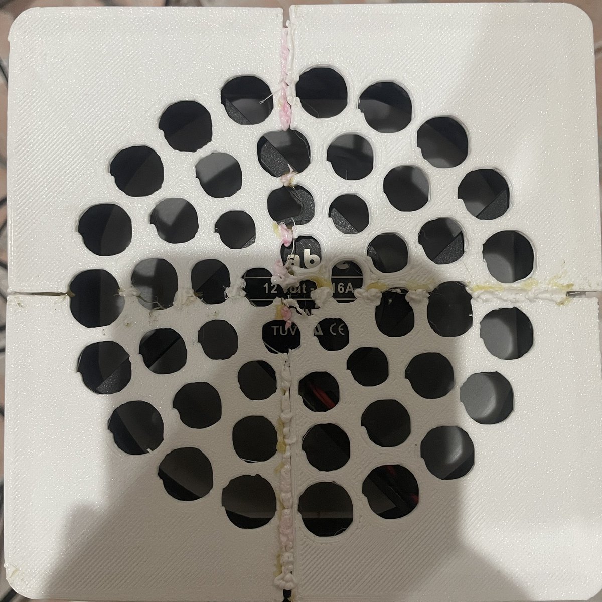 aonbreakin's tweet image. Complete prototype Carbonchain
Carbon reward crypto with air filter.
#carbonchain #aonbreakin #darkburnproduction