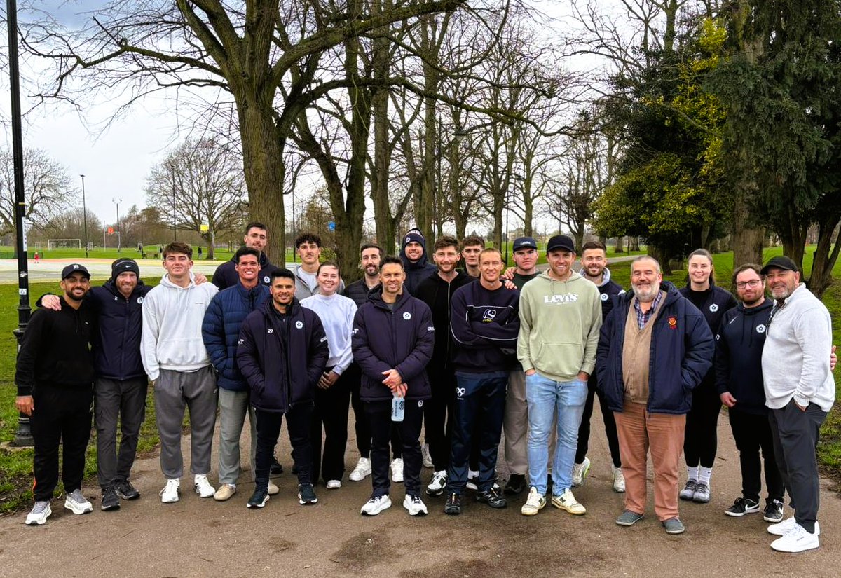 oldmanradd's tweet photo. Showing members of the @NorthantsCCC squad where the County team used to play - on Northampton Racecourse. Visited other locations relevant to the club's history including the birthplace of George Thompson in Louise Road. Enjoyed sharing 'Anneka Rice' duties with @LeeDaggett ! https://t.co/FhY3mKZnTN