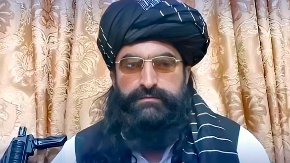 Fahemkabuli's tweet photo. #تازه

مفتي نور ولي صاحب هم  پر دښمن د بریدونو امر ورکړ. https://t.co/y0NSgWr6Al