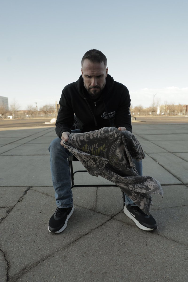 Brock Lesnar Guy tweet media