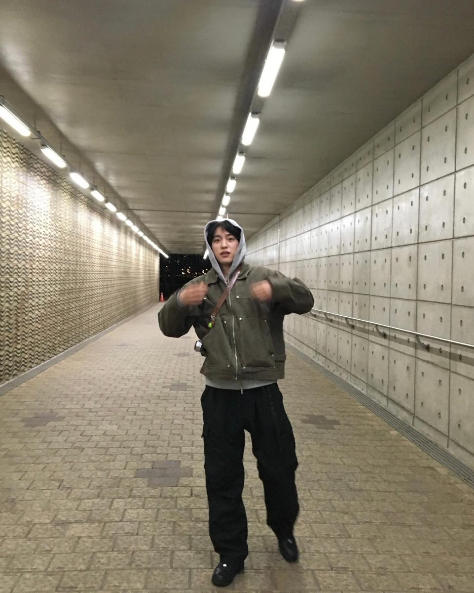 𝐄𝐕𝐀𝐍. (@evandenr) / Posts / X