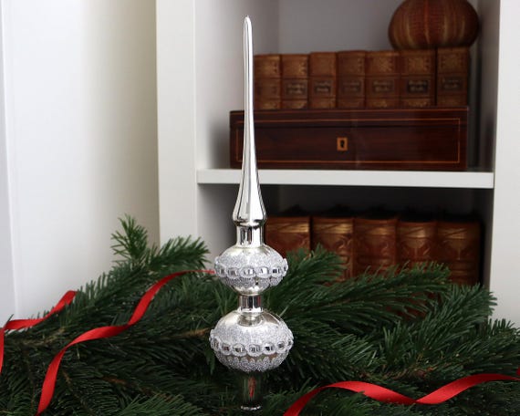 ArmoireAncienne's tweet image. Antique German Christmas Tree Topper in Silver by ArmoireAncienne dlvr.it/TRBz1Q #ChristmasDecor #VintageChristmas #EtsyFinds #GermanDesign #ChristmasTreeTopper