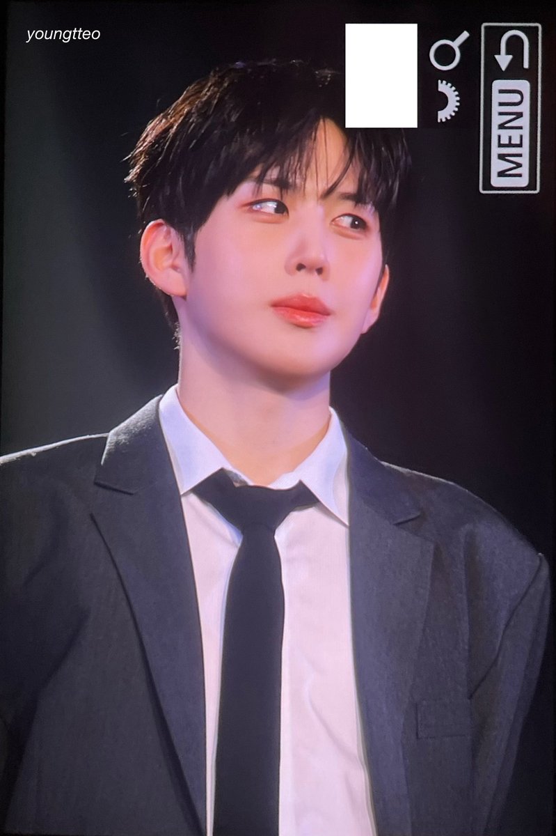 MELL໒꒱ tweet media