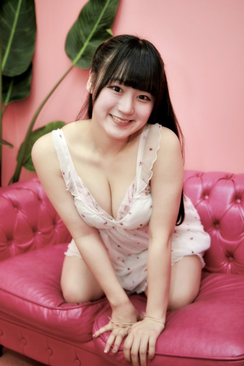 nabewatax68k's tweet image. フレッシュ撮影会
セッション lovely

#丸凛凪 さん
@maru_rinna 

#CANON EOS R6 MarkⅢ
#RF24-105mm F4L IS USM
#へっぽこ素人カメラマン奮闘記