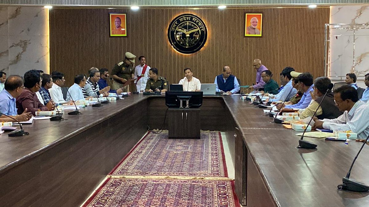 District Magistrate Bhadohi tweet media