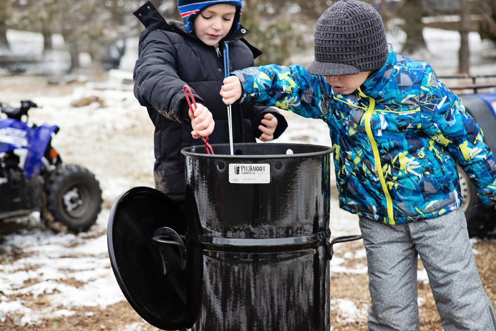 PitBarrelCooker's tweet image. Even the picky eaters go back for seconds.

That’s how you know it’s Pit Barrel good.

Juicy. Smoky. Foolproof. Every single time.

#BBQDoneRight #PitBarrelCooker