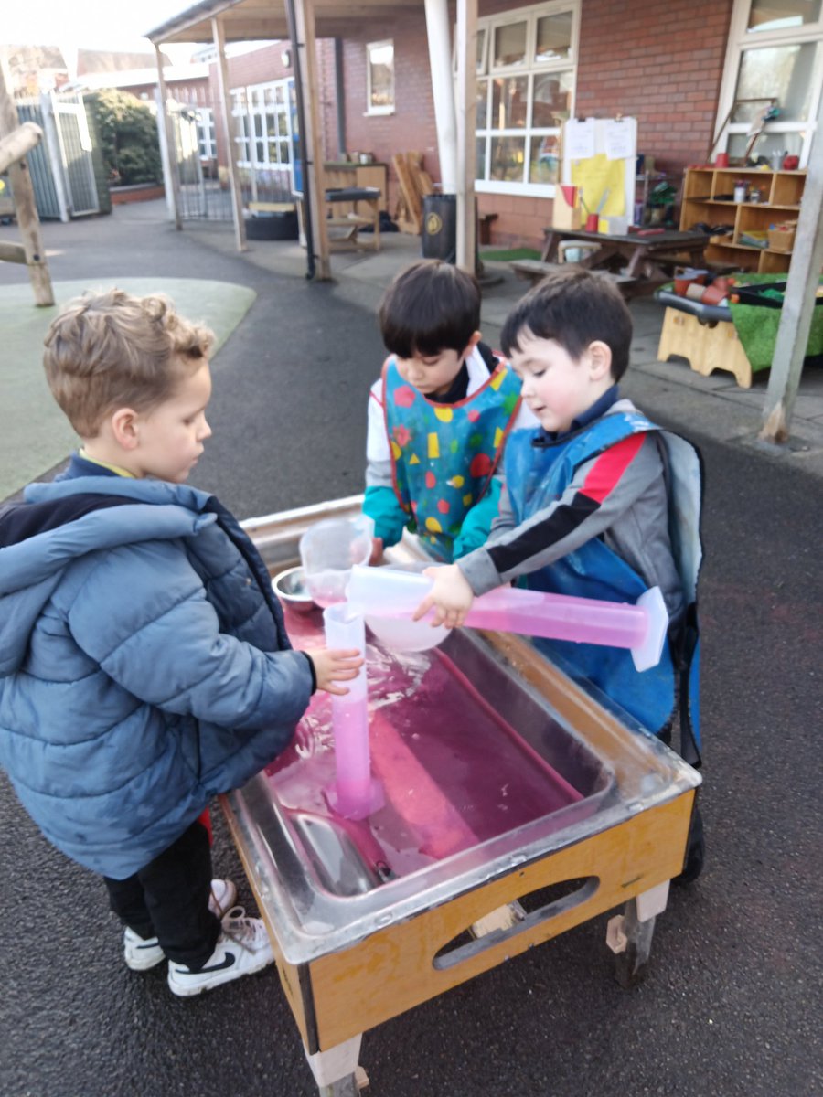 @MrsRSGC tweet media