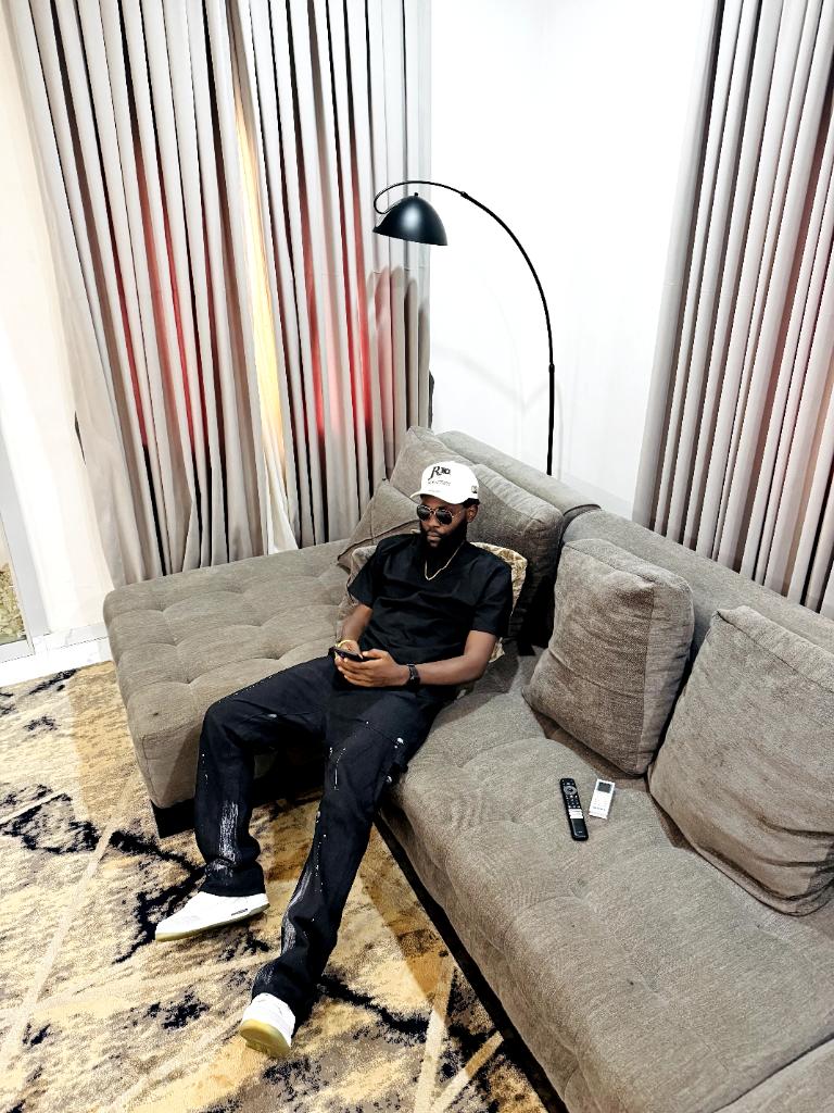 AndyJnr ° Umaru  tweet media