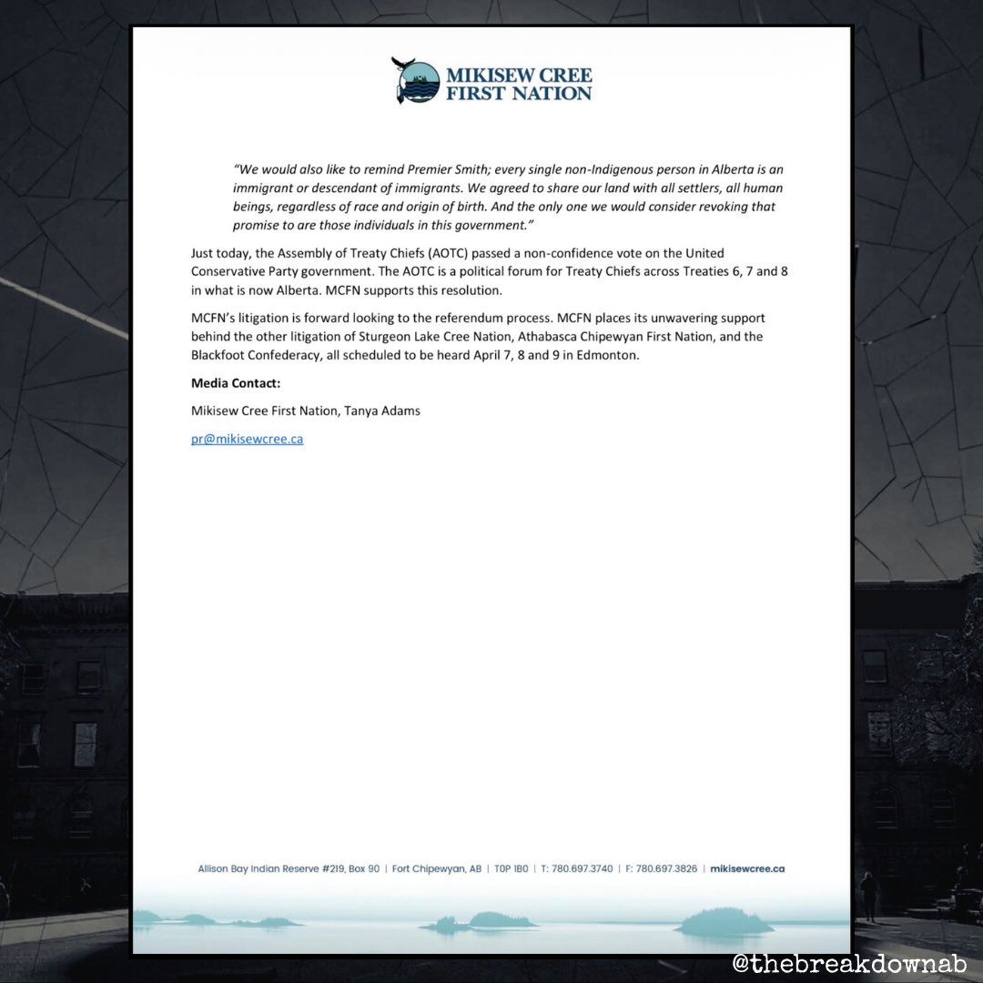 MiddleWit 🇨🇦 tweet media