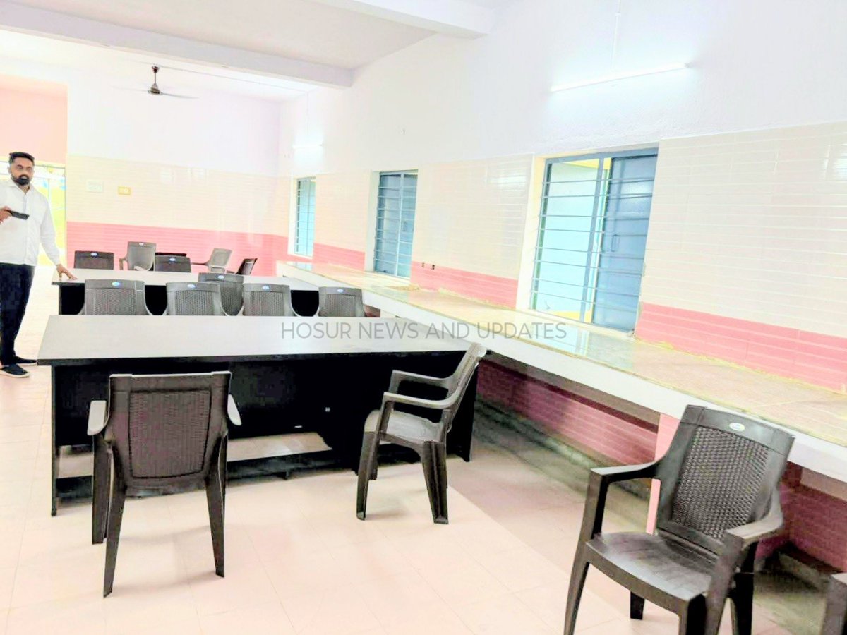 HosurNews1's tweet photo. 📚✨ New Municipal Library inaugurated in Hosur! MLA Y. Prakash &amp; former MLA, Hosur 1st Mayor S. A. Sathya opened the facility for public use. A big boost for students &amp; readers! 🎀🏛️
#hosurnewsandupdates #hosurnews #hosurupdates #Hosur #LibraryOpening #Education #TamilNadu https://t.co/J8TIgw6nxw