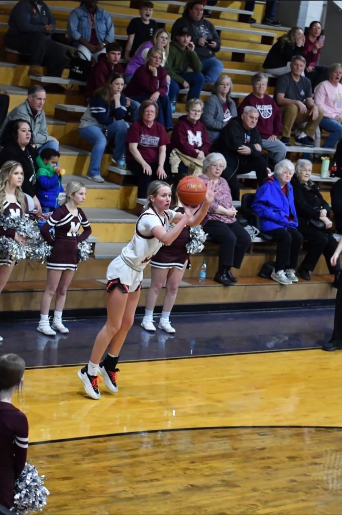 Alyx White tweet media