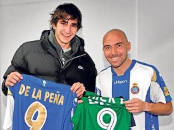 SergiL23's tweet photo. Le hicieron darse de baja del Espanyol, te tienes que reir 😂 https://t.co/YvhBZP7Qj0