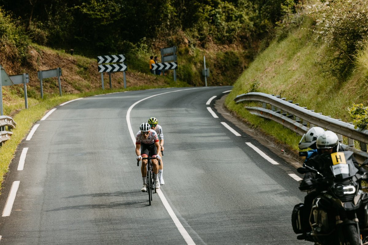 Bidasoa Itzulia tweet media