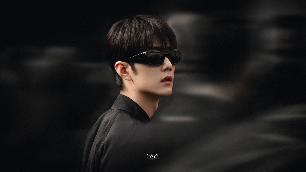 wxyzybxz's tweet photo. 260227 Xiao Zhan for Gucci MFW 2026

Heart killer 🖤

cr GlobalFever全球热丨0805x1005
XIAO ZHAN GUCCI SPRING #XiaoZhanxGucciTrend26
#MFW26KingXiaoZhan https://t.co/ZooNB1eWki