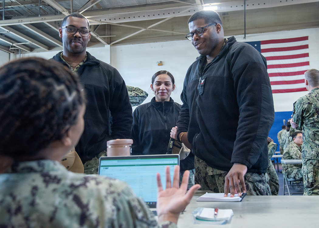 MyNavy HR tweet media