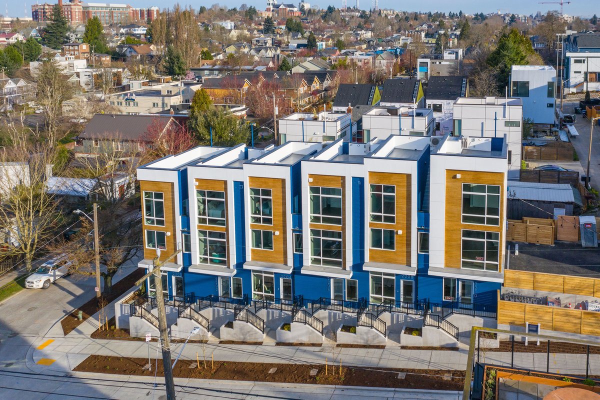 Fullwiler_Const's tweet photo. Maximize your property's potential with Fullwiler Construction's property development expertise. Let's turn your land into a lucrative investment.

#PropertyDevelopment #contractor #builder #construction #realestate #investment #newconstruction #generalcontractor #landdevloper https://t.co/Yr3lxXkPyx