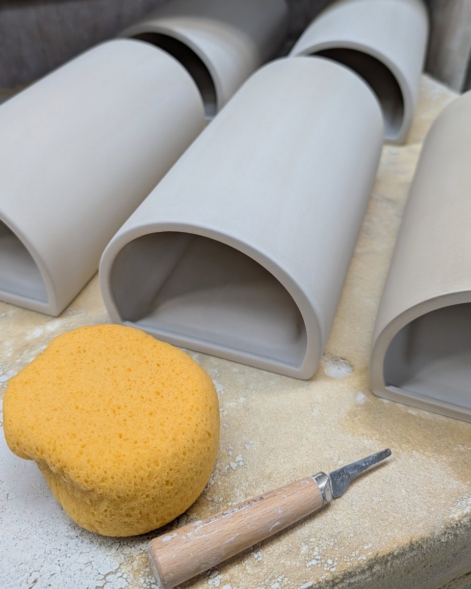 A19 Artisan Lighting tweet media