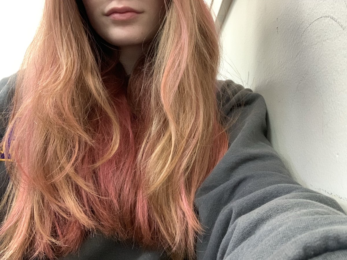 ⋆. 𐙚˚࿔ 𝐿𝑜𝓇𝒾 𝜗𝜚˚⋆🪼🌃 tweet media