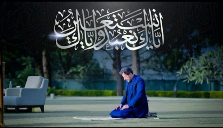 taslimasim's tweet photo. آج دو سال بعد ٹرینڈ میں حصہ لیا
پہلے بھی دل انتہائی دکھی تھا 
پر اس
#NoRetreatUntilKhanIsReleased
ٹرینڈ میں ٹوئٹ کرتے ہوئے 
@ImranKhanPTI 
 #WeArePatriots 
ماضی کی خوبصورت یادوں نے دل بہت بھاری کر دیا
اللہ کرے ہم اور عمران خان پھر سے ویسے ہی ملک کے لئے کا کرے https://t.co/hTMHFM1Iqd