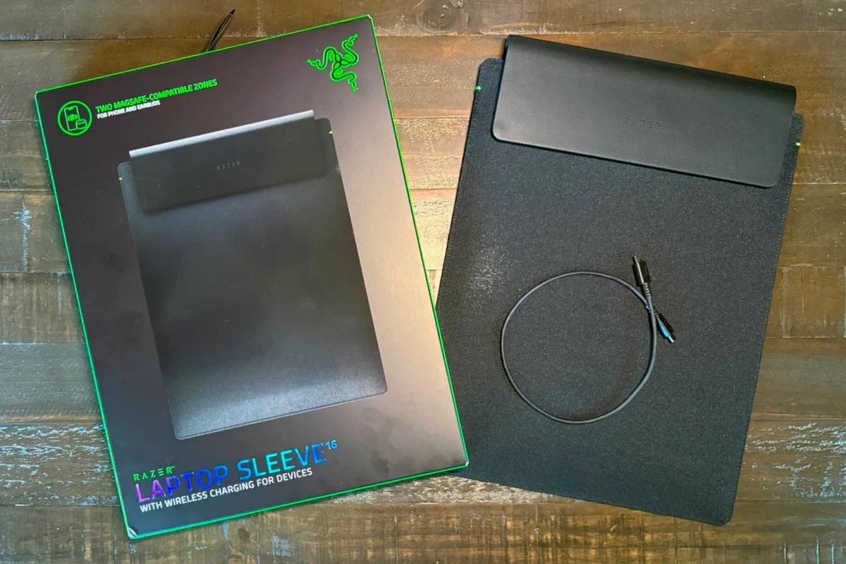 MacSrcs's tweet image. Take your laptop and devices anywhere with the @Razer  Laptop Sleeve 16. Sleek, padded, and with built-in wireless charging, it’s the ultimate accessory for remote work. #review #techgear

macsources.com/razer-laptop-s…