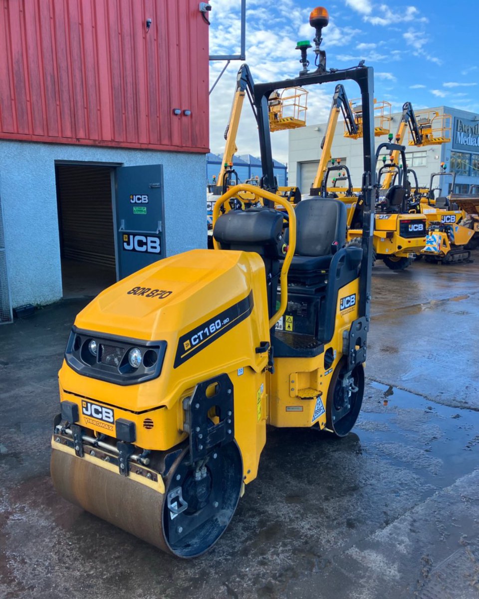 Scot JCB tweet media