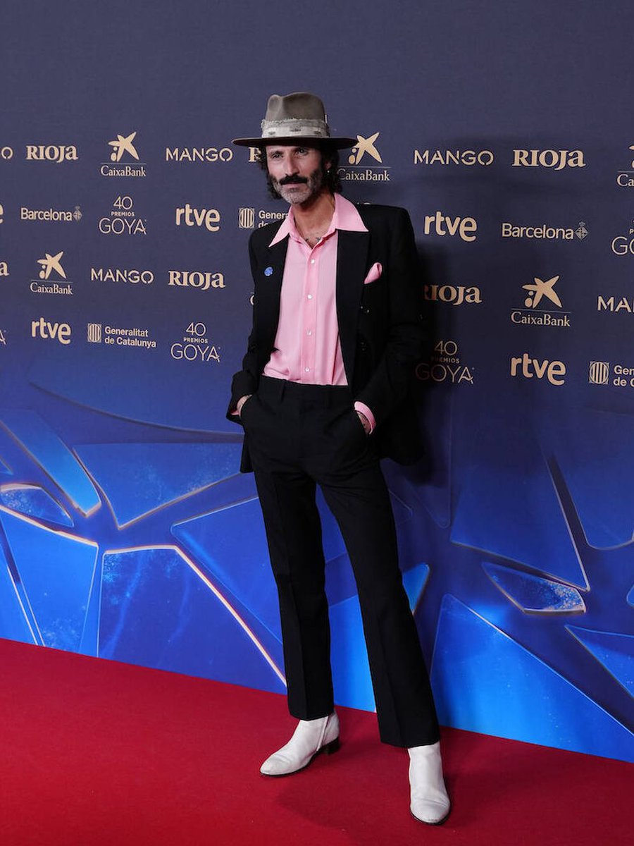 ActuaPress's tweet photo. 🎬 #Entrevista Leiva: “Estoy muy honrado y muy sorprendido por esta nueva nominación en los Premios Goya”  

🔗 https://t.co/99e10opAfm

🎙️@MariaTobajas 

#Leiva #PremiosGoya #NominadaGoya #Cine #HastaQueMeQuedeSinVoz https://t.co/QkeBXR5ZVD