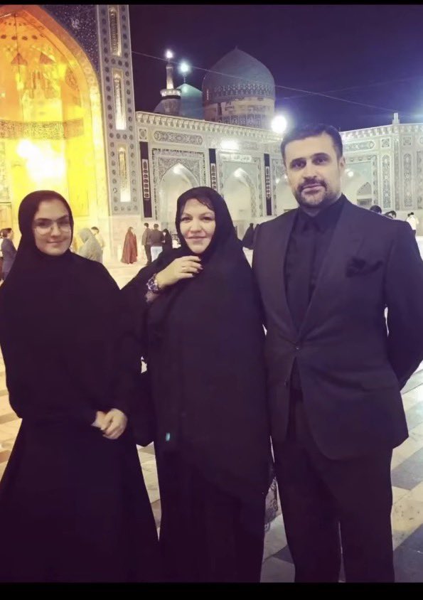 Karen چپول شناس tweet media