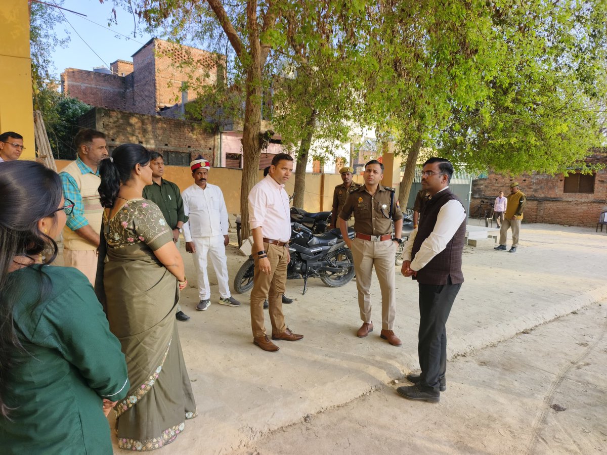 District Magistrate Bhadohi tweet media