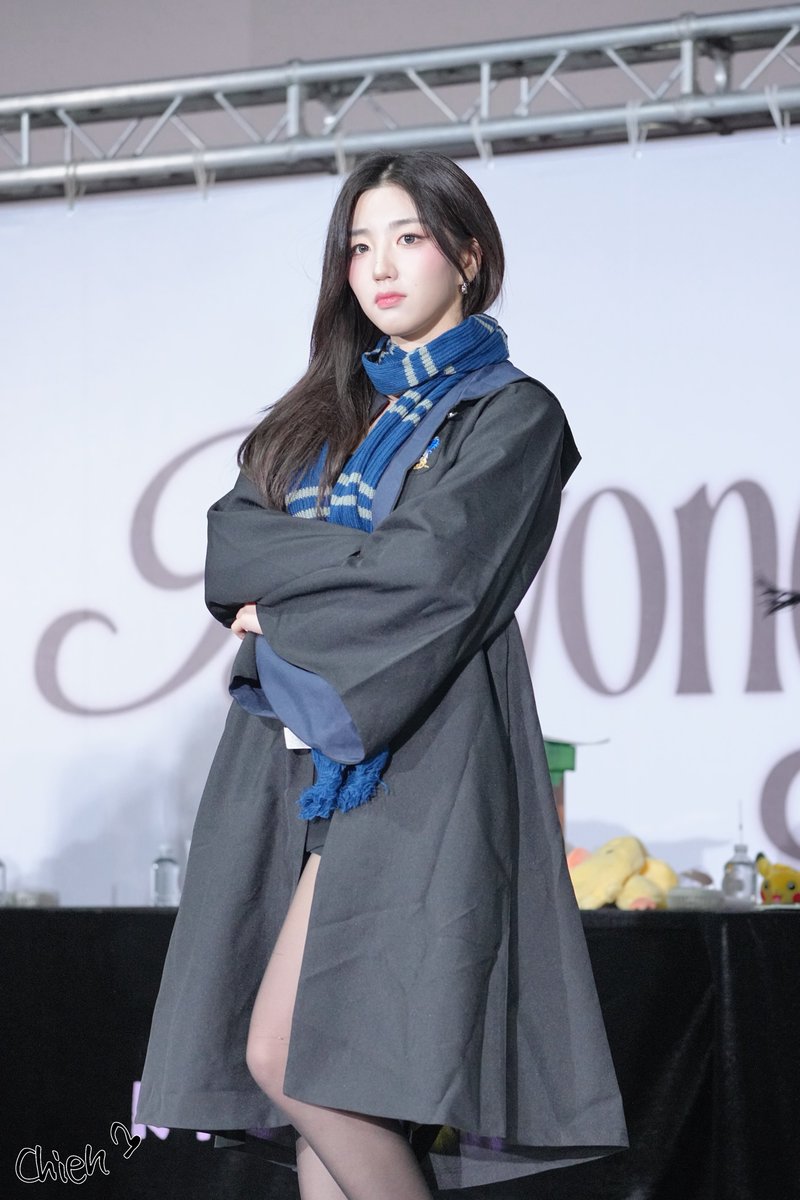 chieh_c1's tweet photo. 260227 KM Fansign

#tripleS #트리플에스 
#SOHYUN  #소현 https://t.co/BXKGBx8eHX