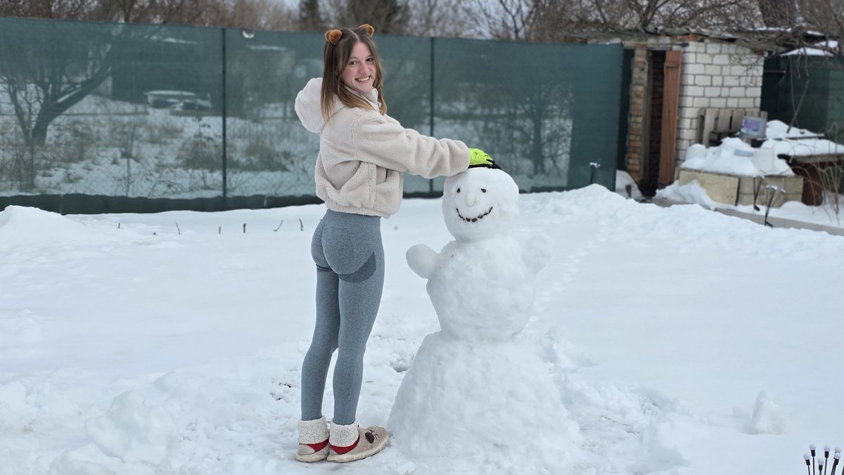 SeryozhaLapin's tweet photo. ☃️☃️☃️ #familylapkin #youtube #samsung #kremenchug #bloger #ютуб #кременчуг #блогер #рекомендации https://t.co/sGODEMwDXl