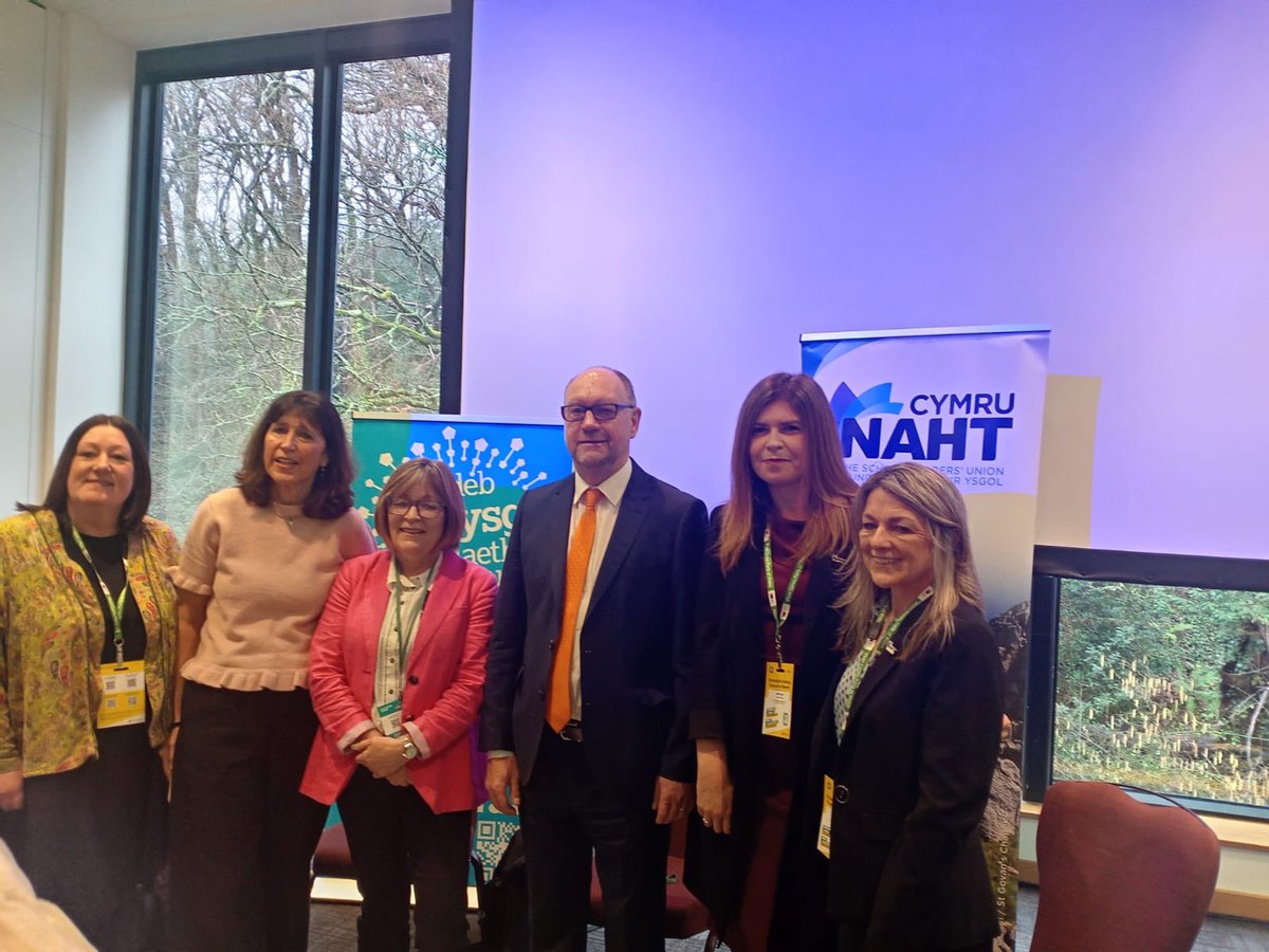 LauraDoel tweet media