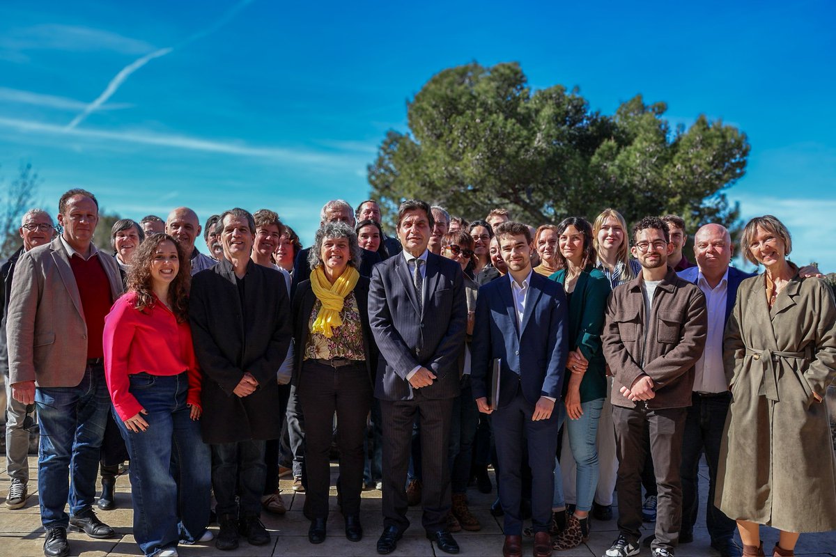 C’est officiel ! 

Après des années d’engagements, je suis candidat en 3e position sur la liste <a href="/AixAvenir/">Aix Avenir</a> avec <a href="/MarcPena_/">Marc Pena</a> pour représenter Les Écologistes du Pays d’Aix 🌻 

L’aventure ne fait que commencer, rendez-vous le 15 et le 22 mars ☀️
