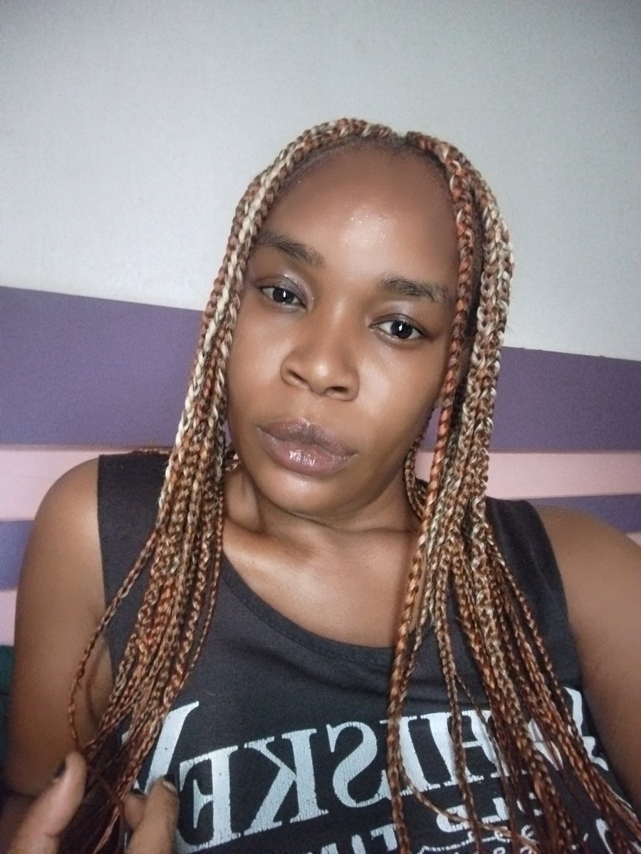 Letting go of what was• 💔

Cheers to a new look, and to what will be• 🥂