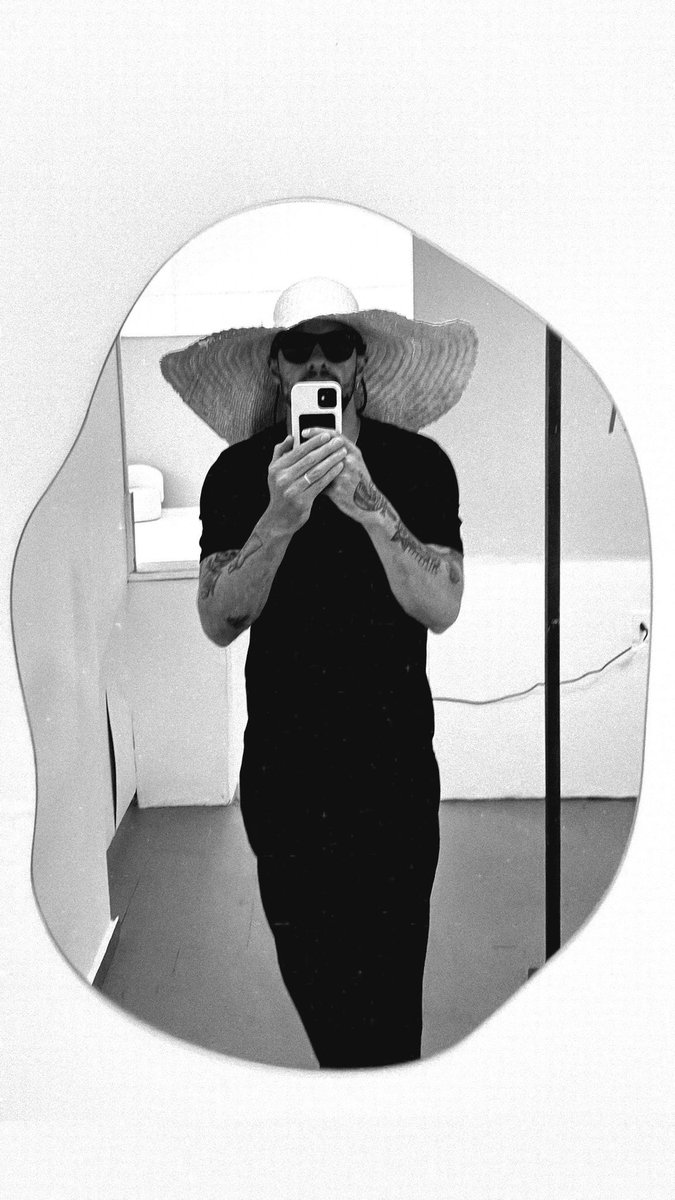 DOLFÃO OPINIÃO tweet media