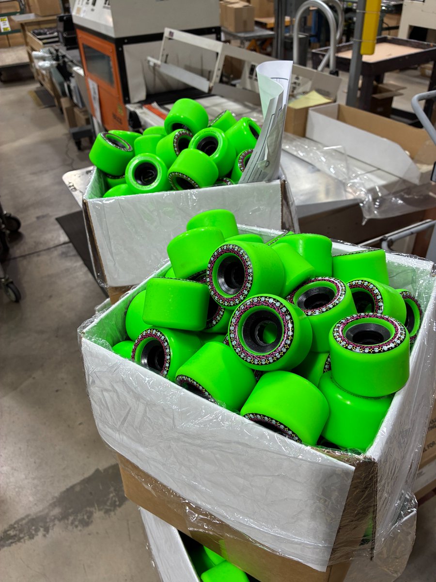 BONES WHEELS tweet media