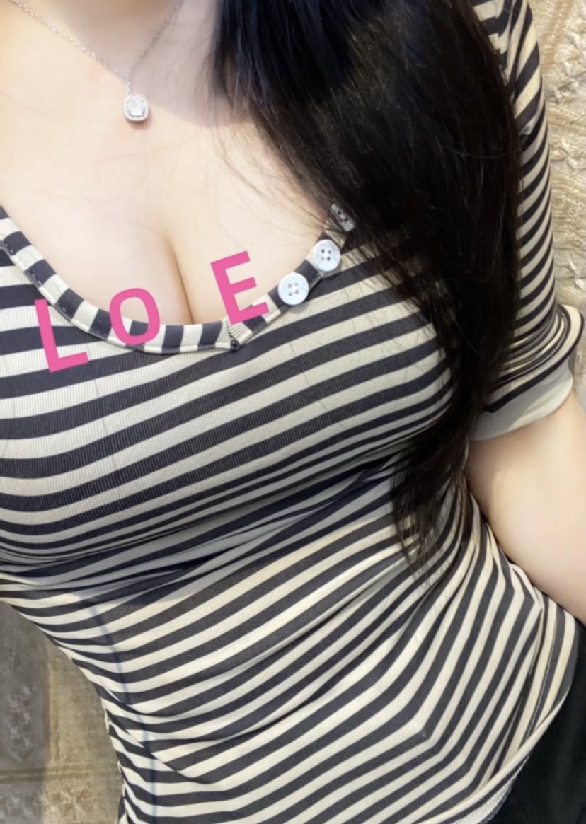 bibi6688bi's tweet photo. 你的🚪姐 https://t.co/41UfEbXvfO