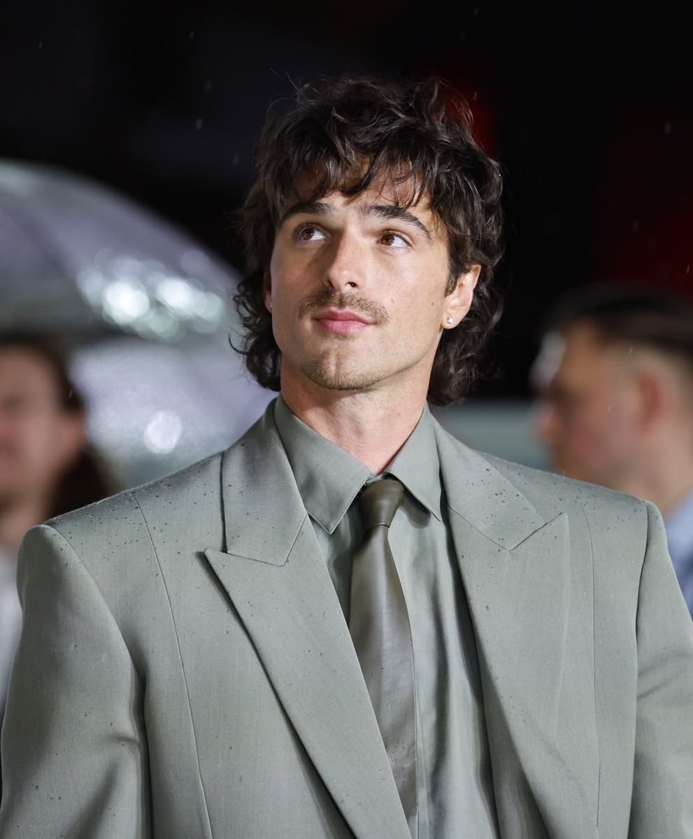 fileselordi's tweet photo. he’s so divine, so angelic https://t.co/sT1d9XxLDC