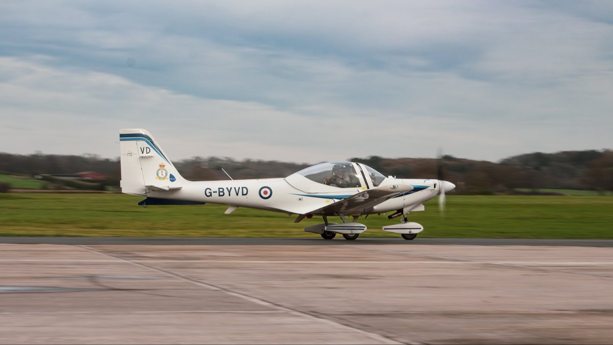 Wolverhampton Halfpenny Green Airport tweet media