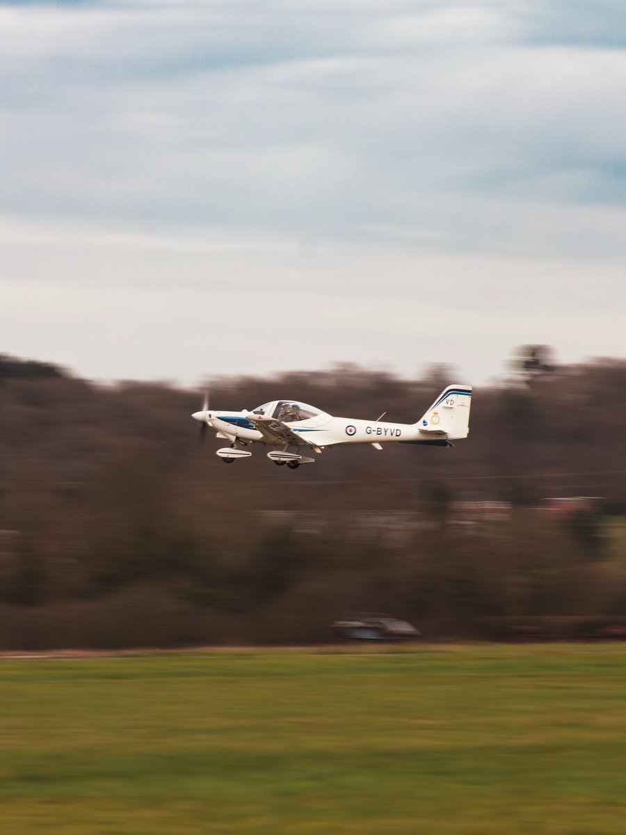 Wolverhampton Halfpenny Green Airport tweet media