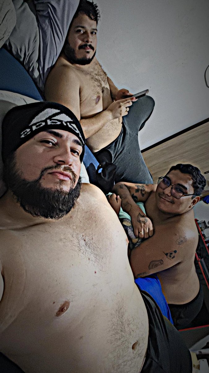 freitas333's tweet photo. O trisal curtiu a sua vibe 🔥😈 https://t.co/cMkkzgJkEf